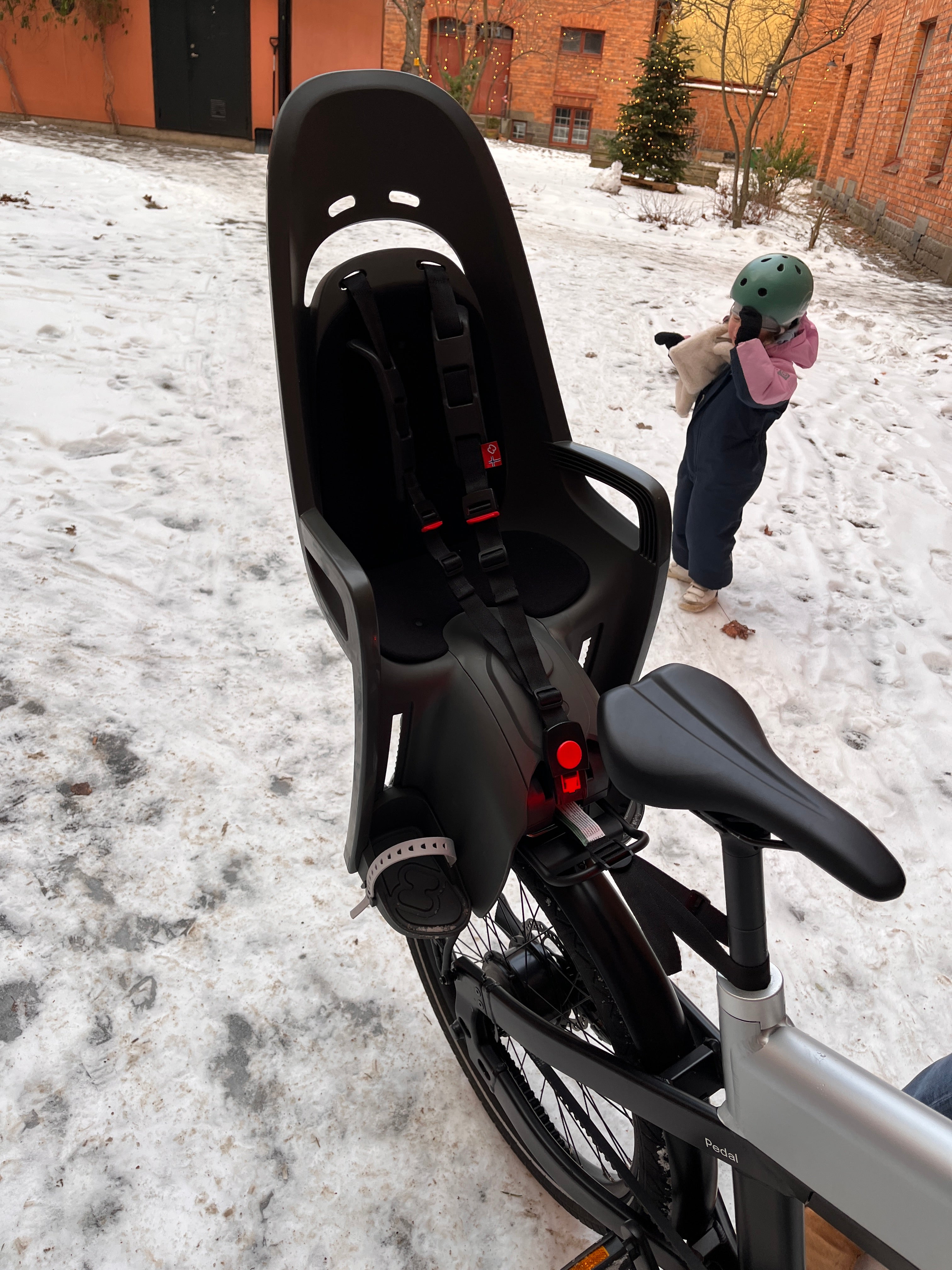 Hamax Zenith – Stylisk och smidig barnsits